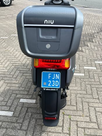 NIU NQi MAT GRIJS 60V35AH B.J.18-9-2023 / 835KM - Afbeelding 5