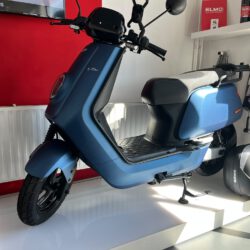 NIU NQi SE 2x 60V26AH MAT - BLAUW BJ. 10-4-24 / 2501KM (brom)